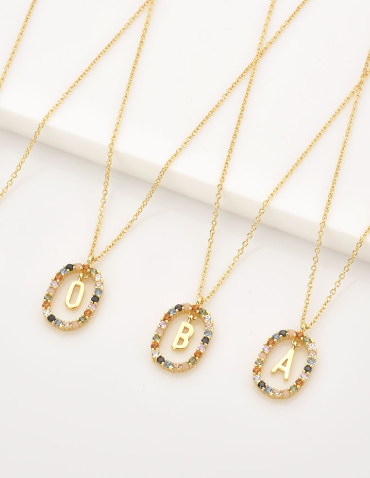 Collier lettre initiale Collier lettre initiale