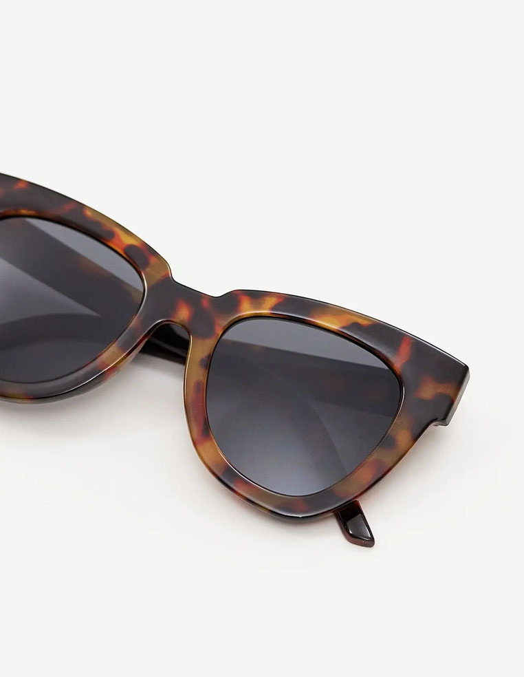 Lunettes de soleil pour femme en forme de papillon