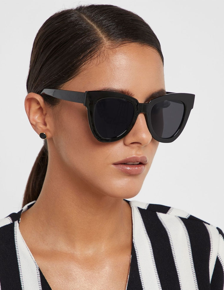 Lunettes de soleil pour femme en forme de papillon