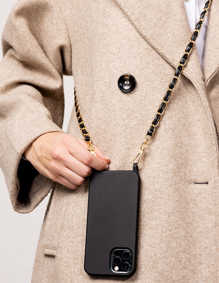 Coque chaine iPhone chanel