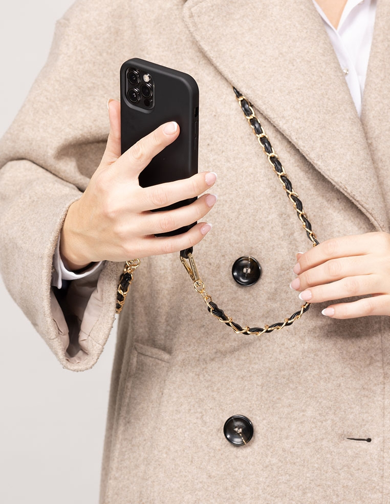 Coque chaine iPhone chanel