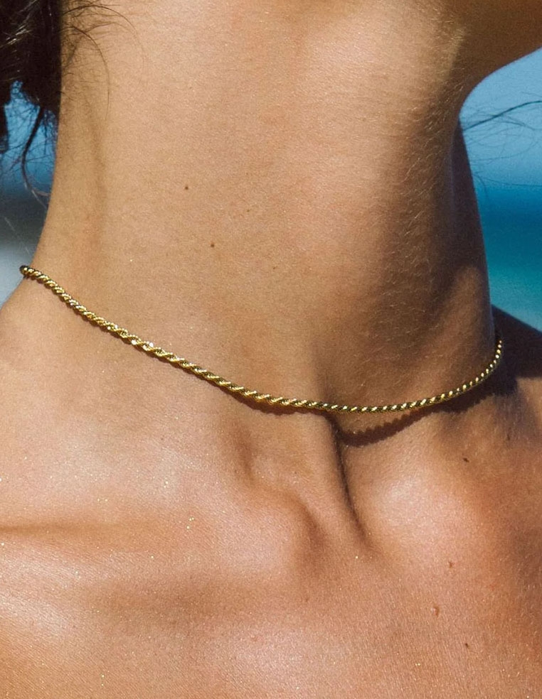 Collier à maille torsadée en plaqué or pour femme 2