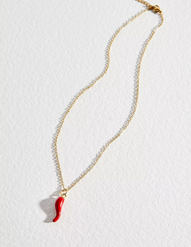 Collier pendentif piment rouge corne abondance Collier pendentif piment rouge corne abondance