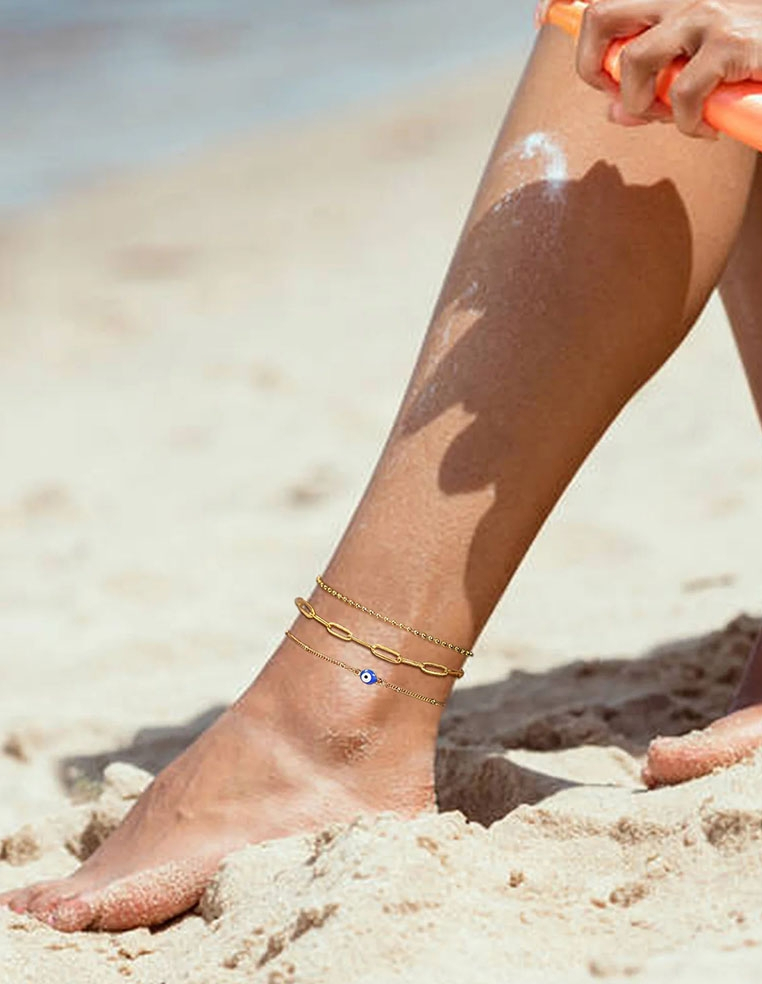 bracelet de cheville chaine doré et oeil bleu grec
