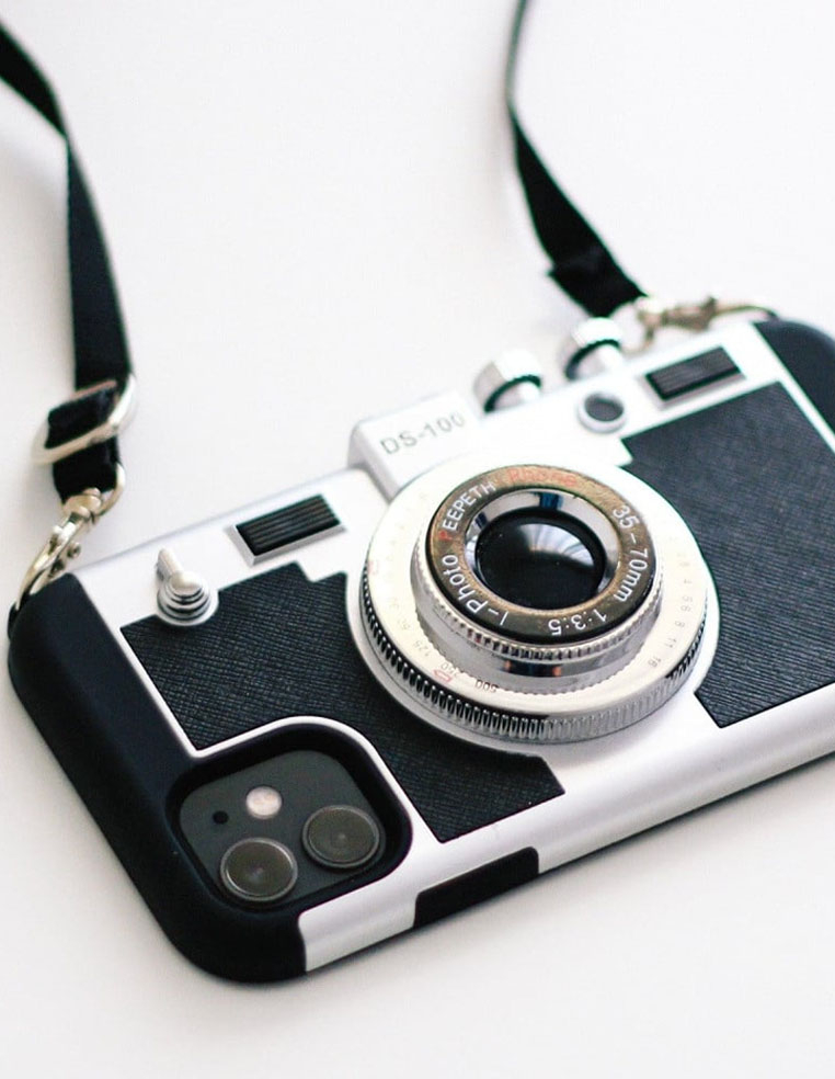 Coque iPhone appareil photo EMILY IN PARIS Coque iPhone appareil photo EMILY IN PARIS