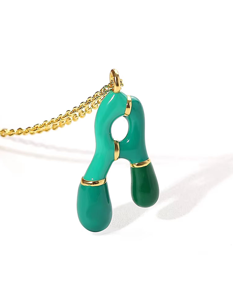 Collier chaîne pendentif lettres 2