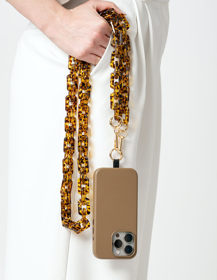 chaine pour iPhone léopard