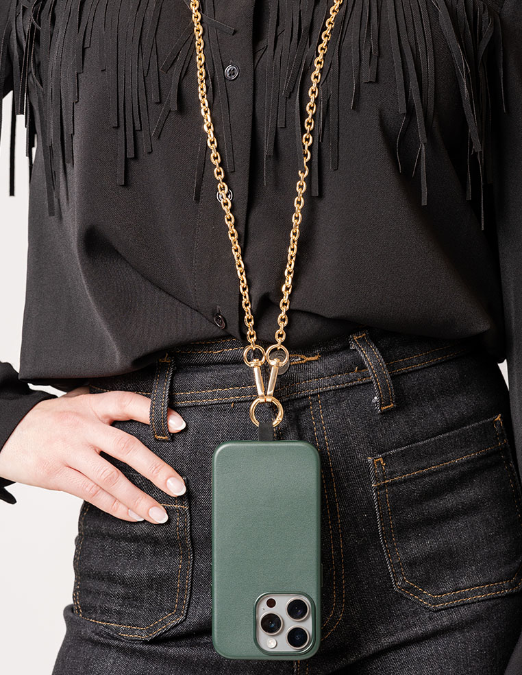 coque et chaine de téléphone en métal doré petite maille