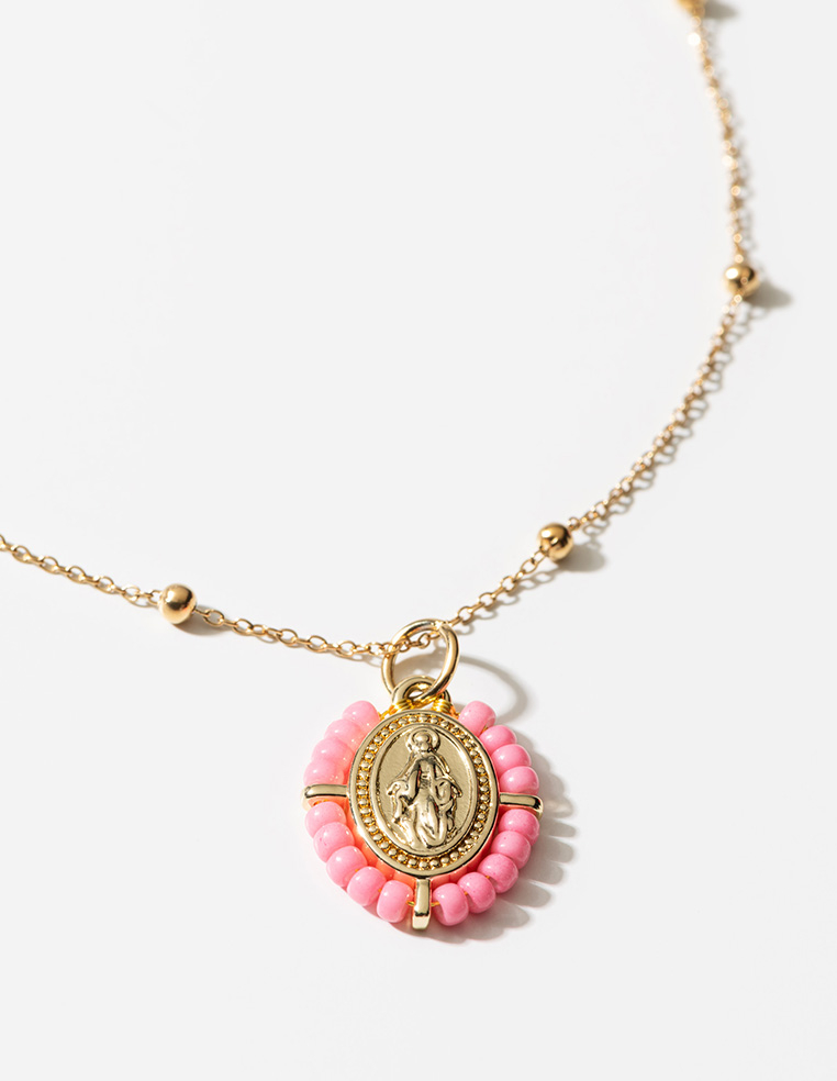 Collier pendentif médaillon vierge marie santa maria porte bonheur rose MADONE Collier pendentif médaillon vierge marie santa maria porte bonheur rose MADONE