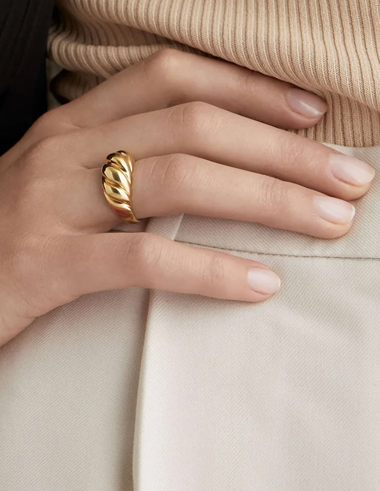 Bague oversize en plaqué or tressée pour femme tendance bohème 2