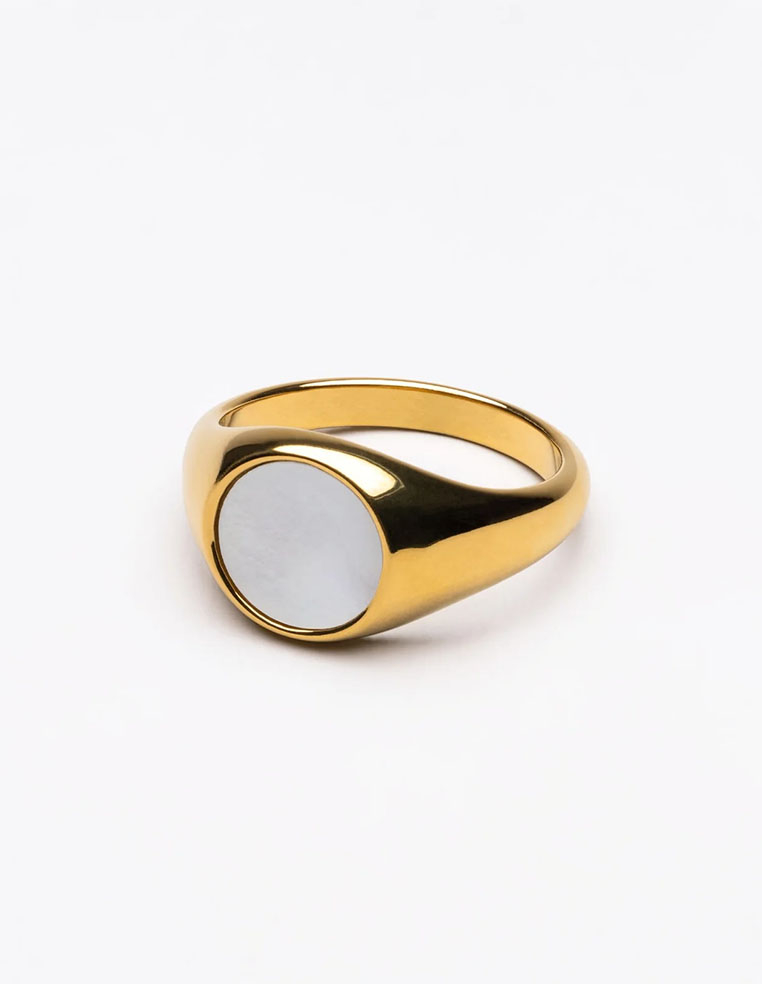 Bague en pierre de nacre et anneau dorée en plaqué or pour femme