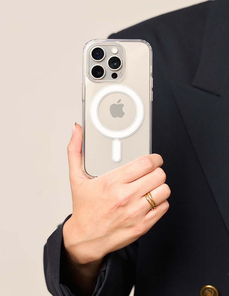 Coque iPhone transparente MagSafe pour femme Coque iPhone transparente MagSafe pour femme