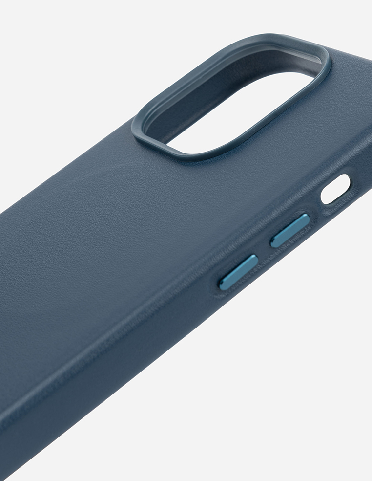 coque iphone en cuir pour femme avec chaine de téléphone en maillons 2