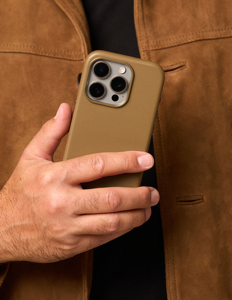 Coque iPhone en cuir marron pour homme