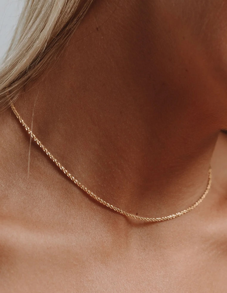 collier ras du coup choker chaîne en plaqué or 18k pour femme