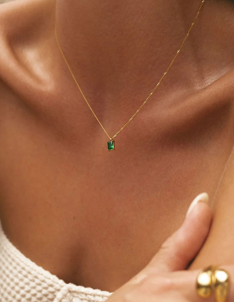 Collier Émeraude – Bijou pour femme Élégant avec Zircon Vert Collier Émeraude – Bijou pour femme Élégant avec Zircon Vert