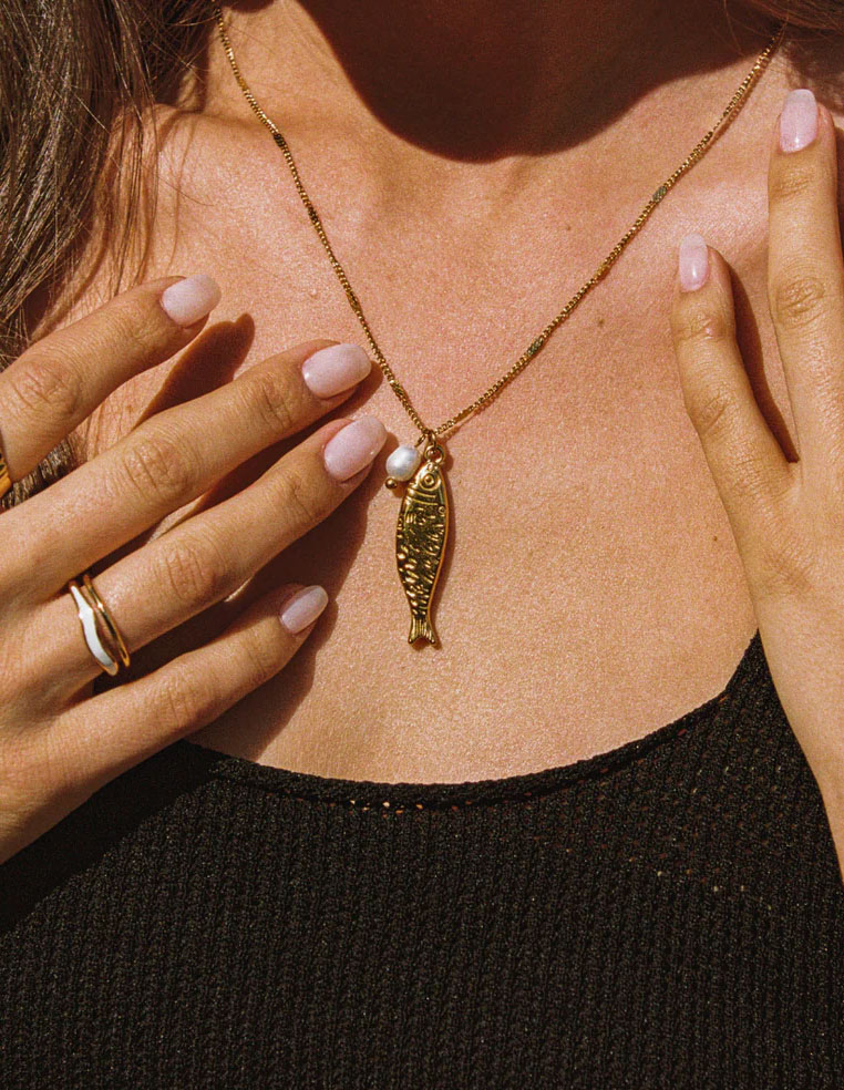 Collier pendentif poisson bijou vacances pour femme