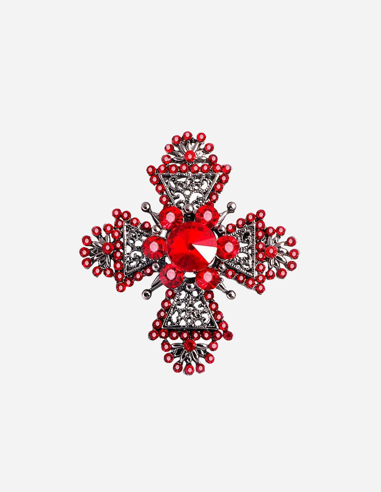 broche forme croix rouge pour femme