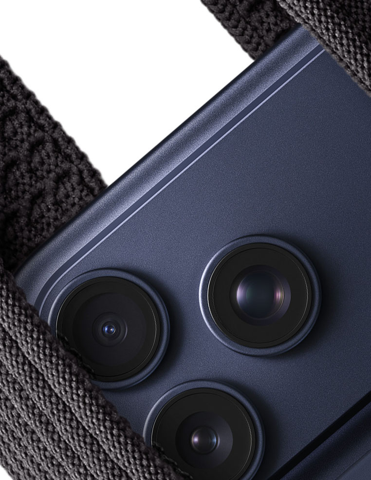 Pochette universelle iPhone en forme de chaussette bandoulière tricotée pocket noire longueur 80 cm