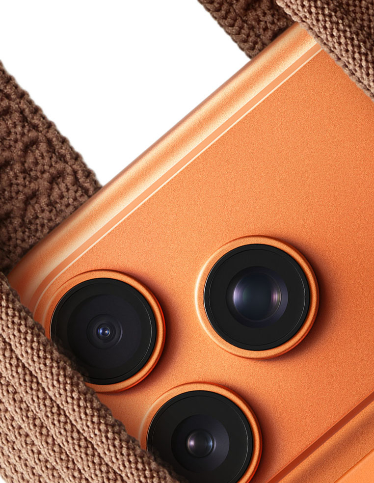 Pochette universelle iPhone en forme de chaussette bandoulière tricotée pocket marron longueur 80 cm