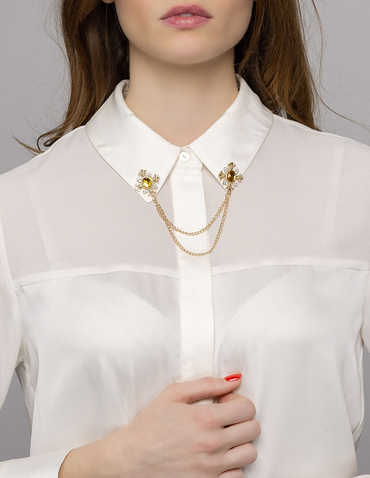 Broche de col dorée pour femme 2